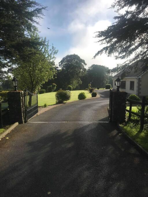 Meadow House In County Donegal * Donegal Town